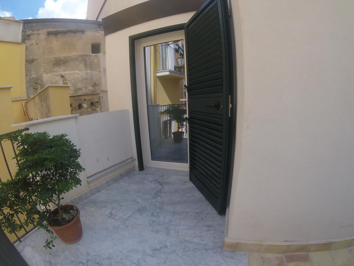 Hotel Kuro Palermo Exterior foto
